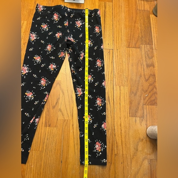 Pink Republic Floral Legging - Picture 4 of 5